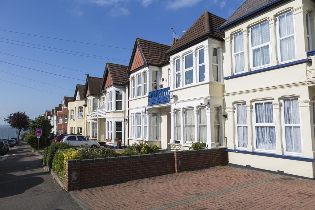 Southend Guest House - Close To Beach, Train Station & Southend Airport Exteriör bild