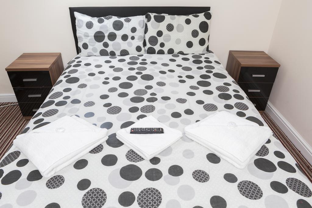 Southend Guest House - Close To Beach, Train Station & Southend Airport Rum bild
