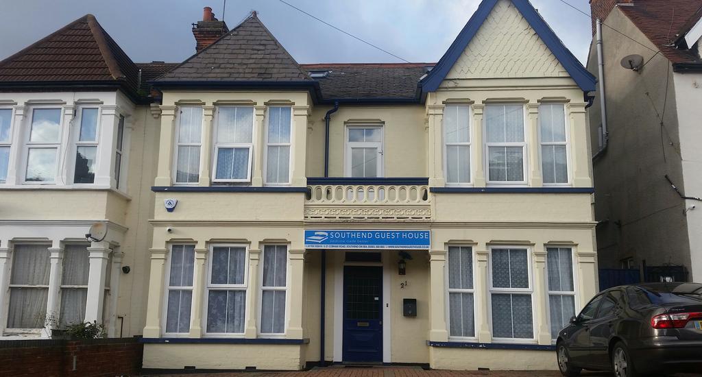 Southend Guest House - Close To Beach, Train Station & Southend Airport Exteriör bild